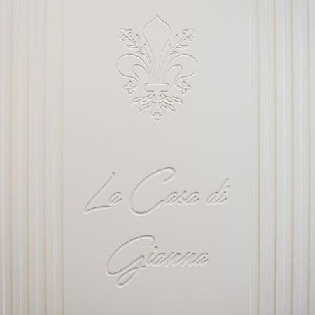 Keys Of Italy - Sgiuseppe 18 - Monolocale Intimo E Conveniente A Santa Croce Apartment Florence Ngoại thất bức ảnh